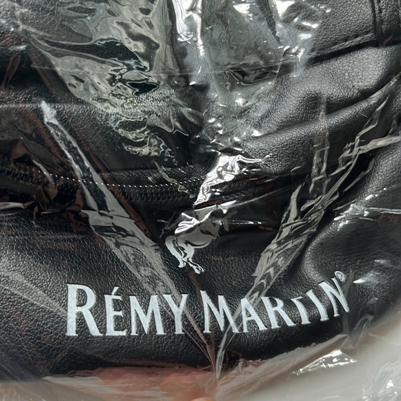 New Remy Martin leather fanny pack - Picture 2 of 3